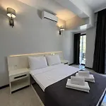 Beyaz Inci Hotel *