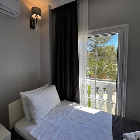 Beyaz Inci 帕拉姆布库