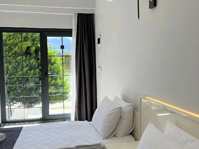 Beyaz ınci Otel